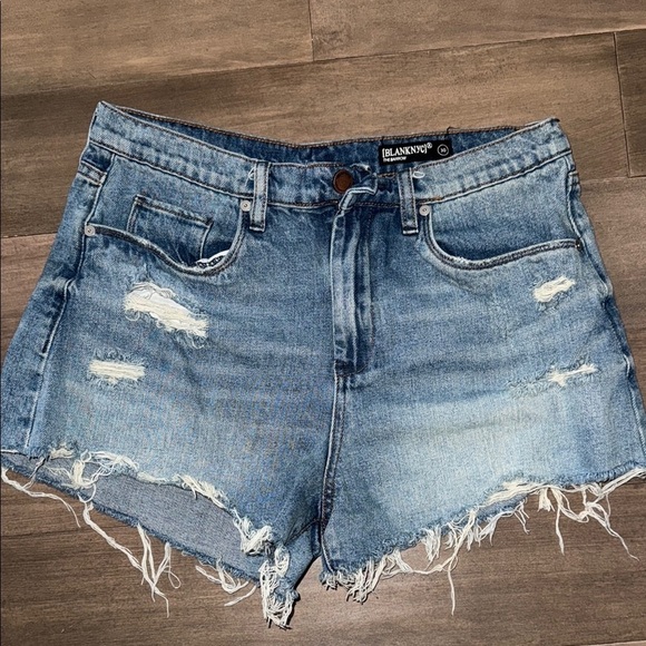 Blank NYC Pants - Blank NYC The Barrow Vintage High Rise Distressed Denim Shorts
